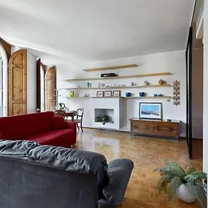 Thiago By Halldis Apartment